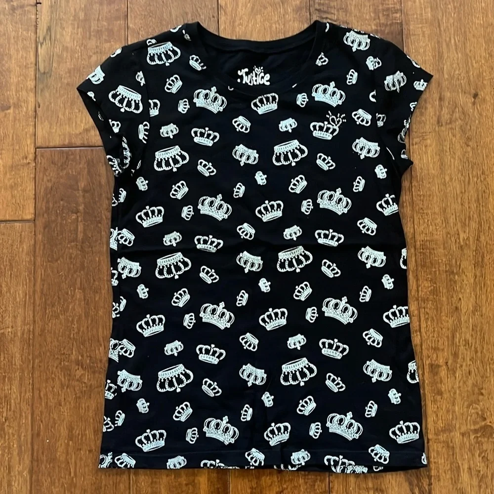 NWOT Justice Black Silver Crown Short Sleeves Top Size XL